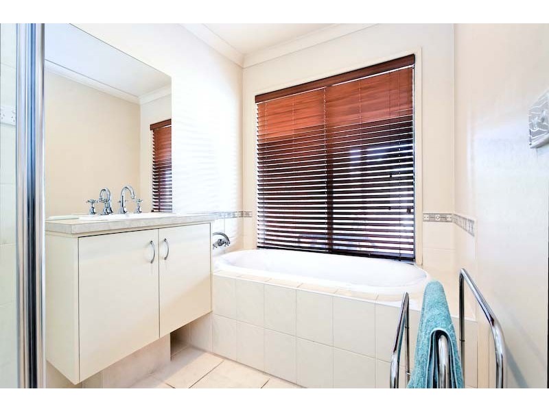3 Toulouse Tce, Narre Warren South VIC 3805