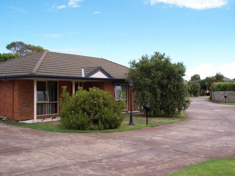 18 Parkside Boulevard, Carrum VIC 3197