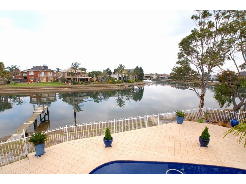 8 Grevillea Court, Patterson Lakes VIC 3197