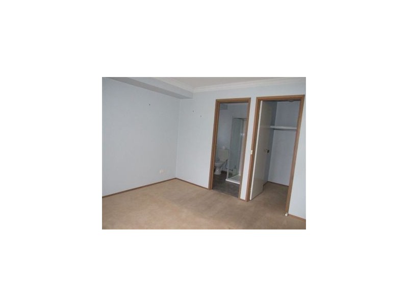 5 Union Avenue, Pakenham VIC 3810