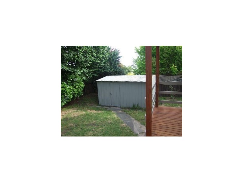 10 Deveney Street, Pakenham VIC 3810