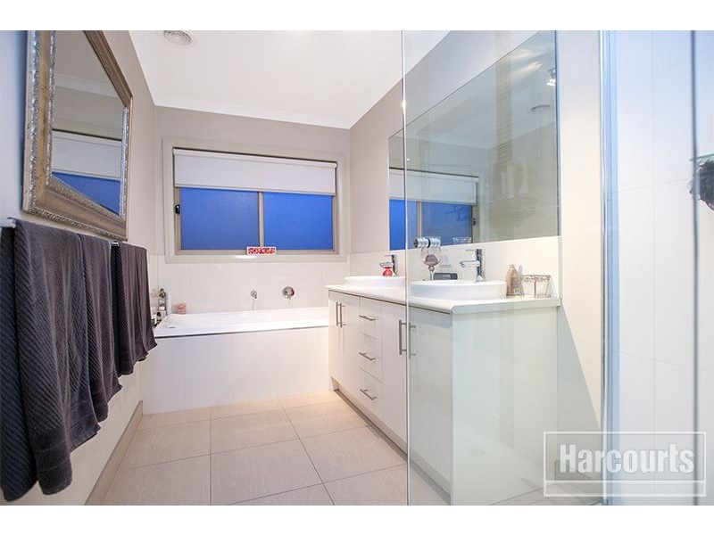 26 The Circuit, Pakenham VIC 3810