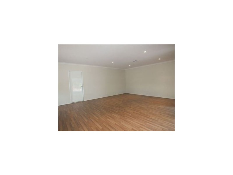 23 Kilburn Place, Pakenham VIC 3810