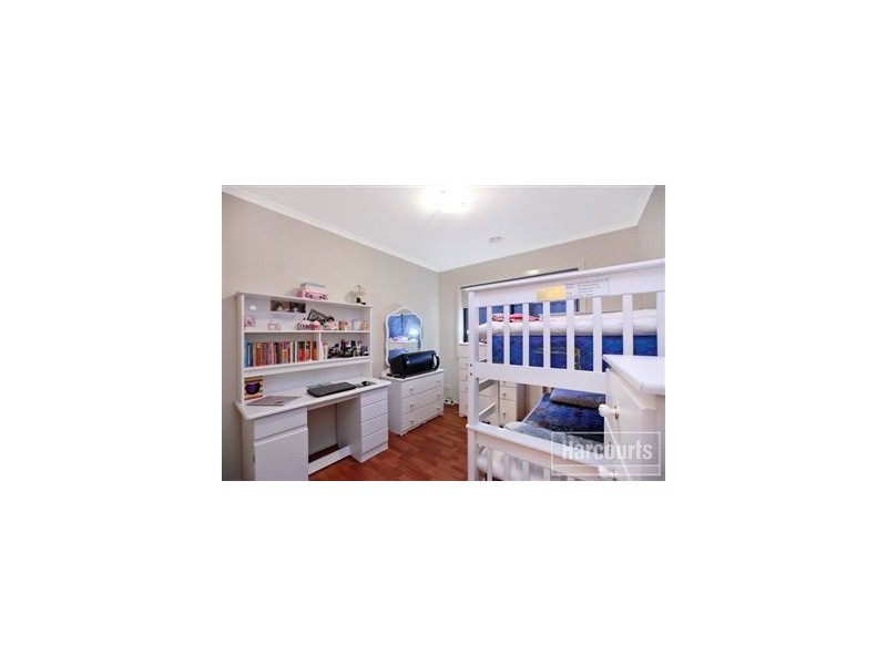 30 Caspian Chase, Pakenham VIC 3810