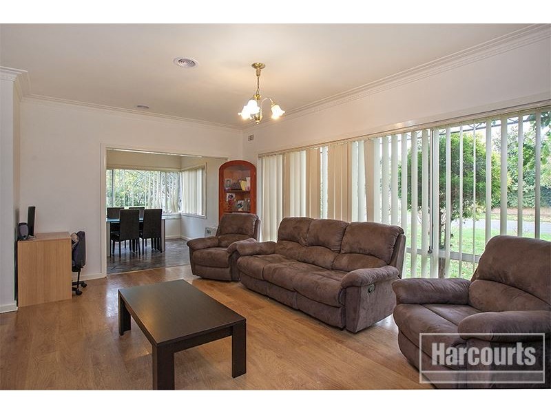 30 Rogers Street, Pakenham VIC 3810