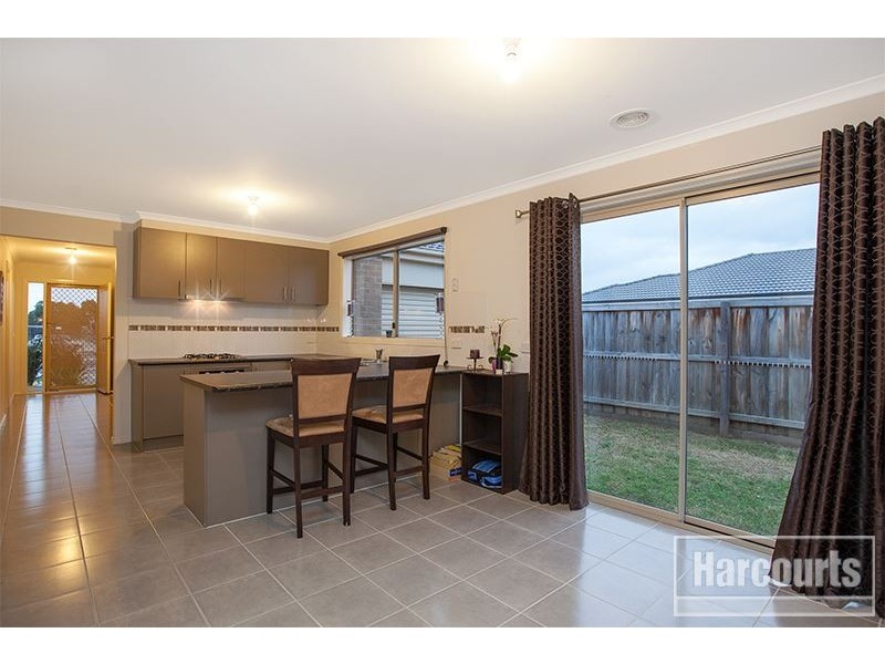 33 Syme Road, Pakenham VIC 3810