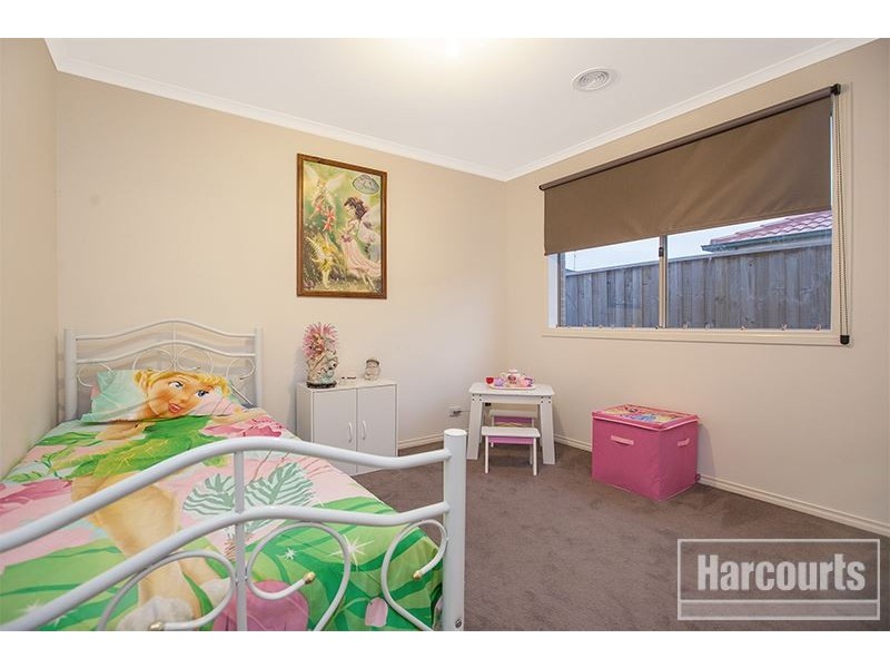 33 Syme Road, Pakenham VIC 3810