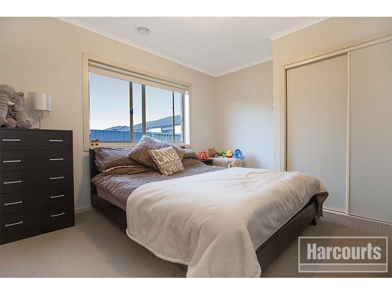 43 Syme Road, Pakenham VIC 3810