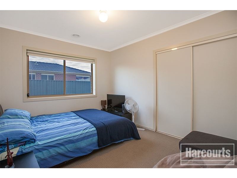 43 Syme Road, Pakenham VIC 3810