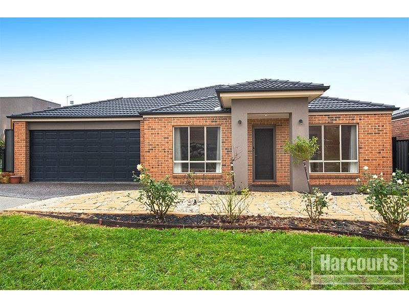 7 Victoria Place, Pakenham VIC 3810