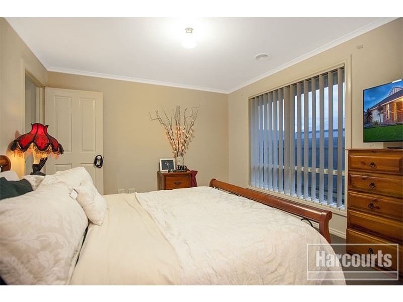 6 Streeton Court, Pakenham VIC 3810
