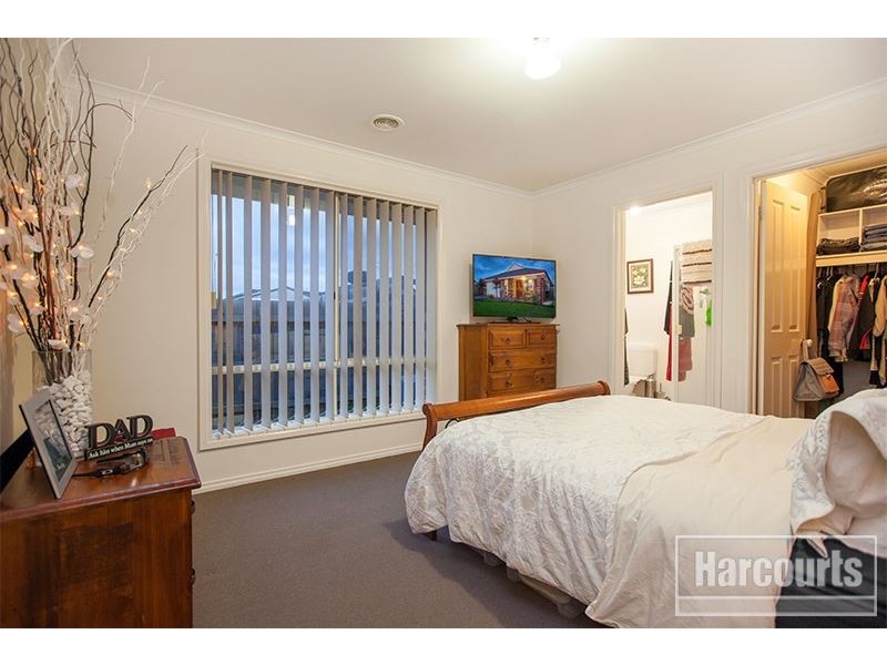 6 Streeton Court, Pakenham VIC 3810