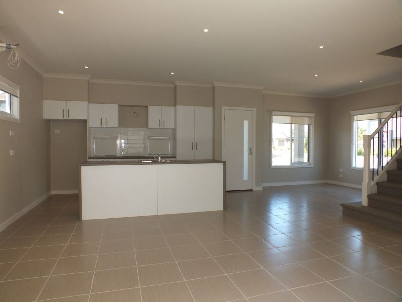 41 Cormorant Parade, Pakenham VIC 3810