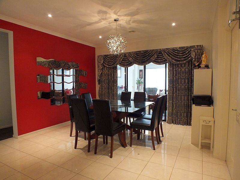 16 Rose Garden Avenue, Officer VIC 3809