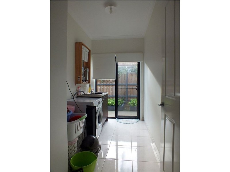 16 Rose Garden Avenue, Officer VIC 3809