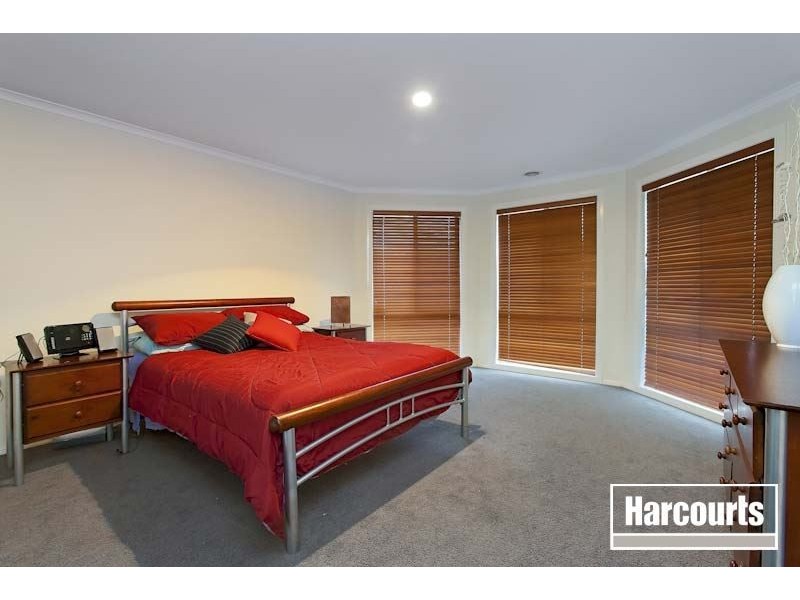 7 Wisteria Court, Pakenham VIC 3810