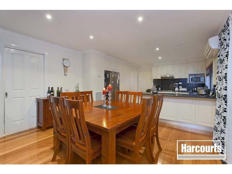 7 Wisteria Court, Pakenham VIC 3810