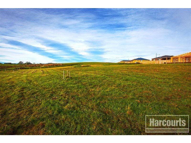 Lot 310/95 Jackson Drive, Drouin VIC 3818