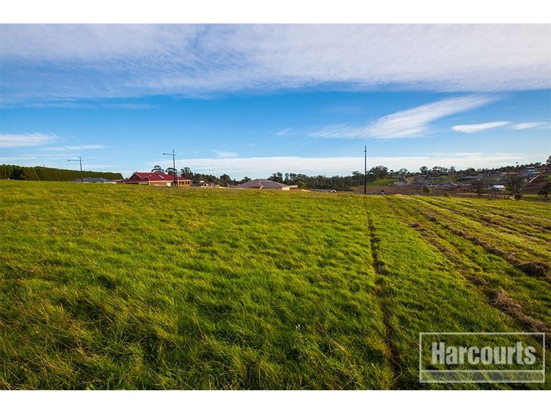 Lot 310/95 Jackson Drive, Drouin VIC 3818