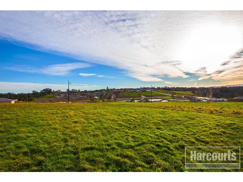 Lot 310/95 Jackson Drive, Drouin VIC 3818