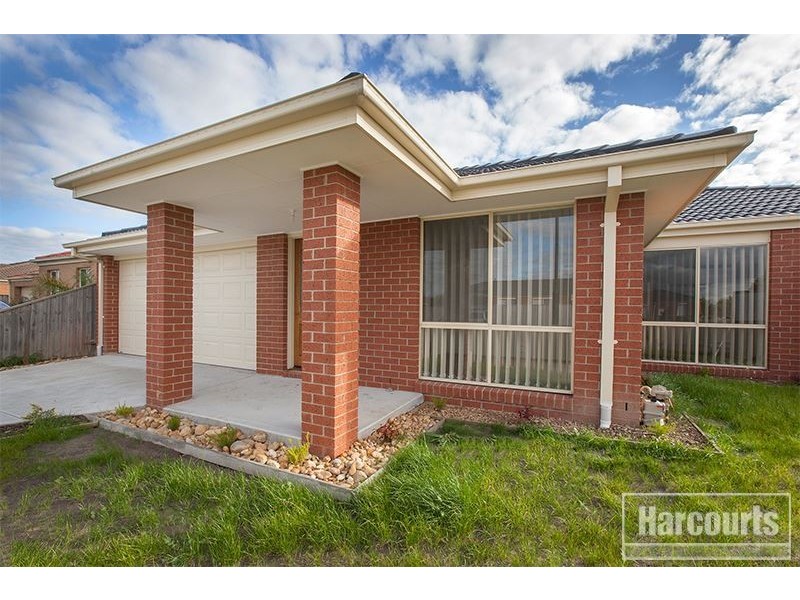 14 Greendale Boulevard, Pakenham VIC 3810