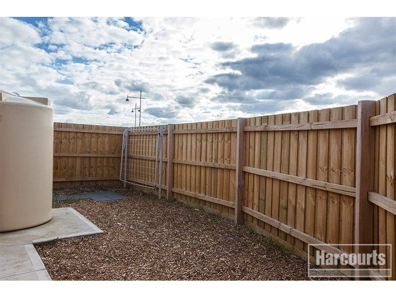 14 Greendale Boulevard, Pakenham VIC 3810