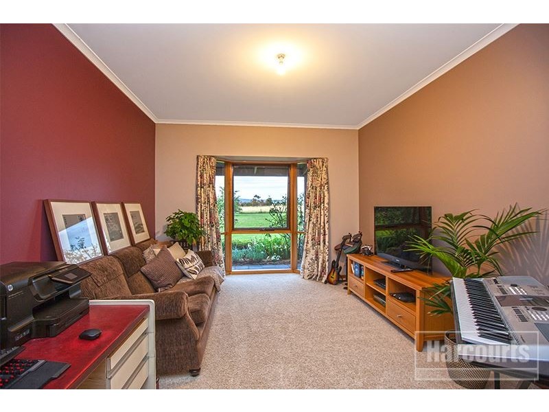 57 Coop Road, Pakenham VIC 3810