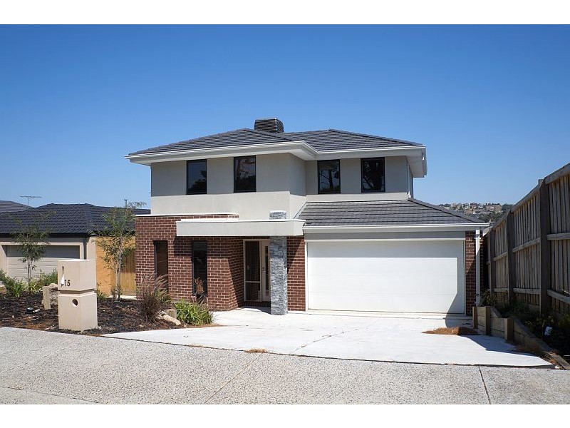 15 Herbert Street, Pakenham VIC 3810