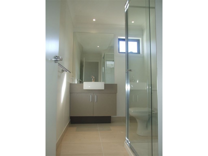 27 Flemington Rise, Officer VIC 3809