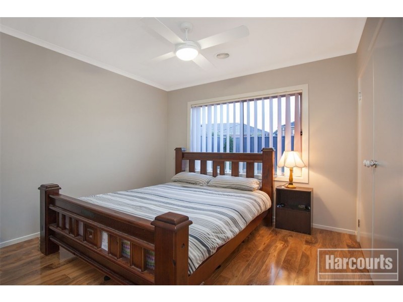 34 Downing Square, Pakenham VIC 3810