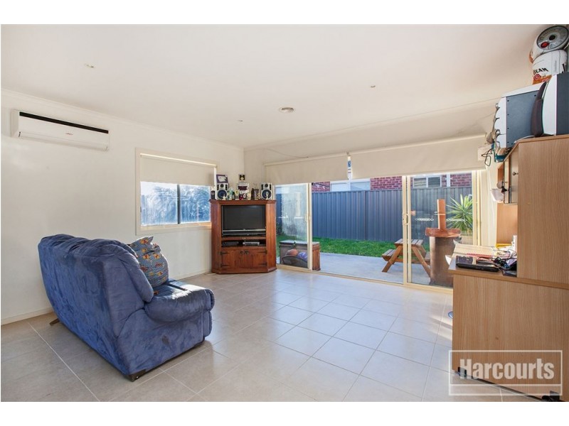 7 Macadamia Street, Pakenham VIC 3810