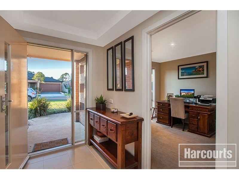 26 Pomegranate Way, Pakenham VIC 3810