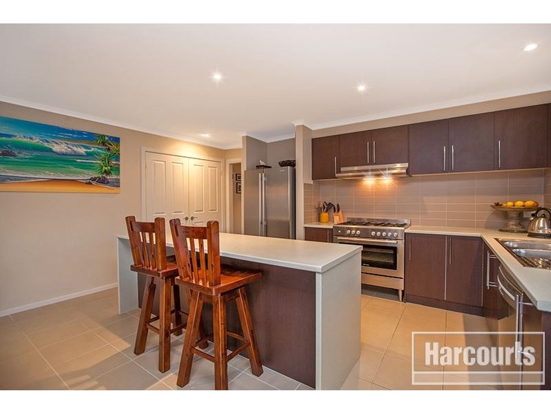 26 Pomegranate Way, Pakenham VIC 3810