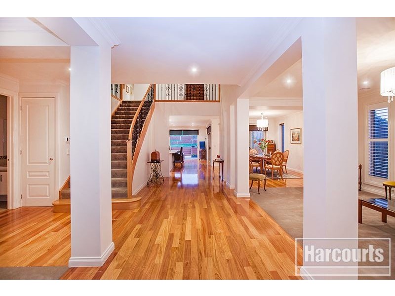 28 Overland Rise, Pakenham VIC 3810