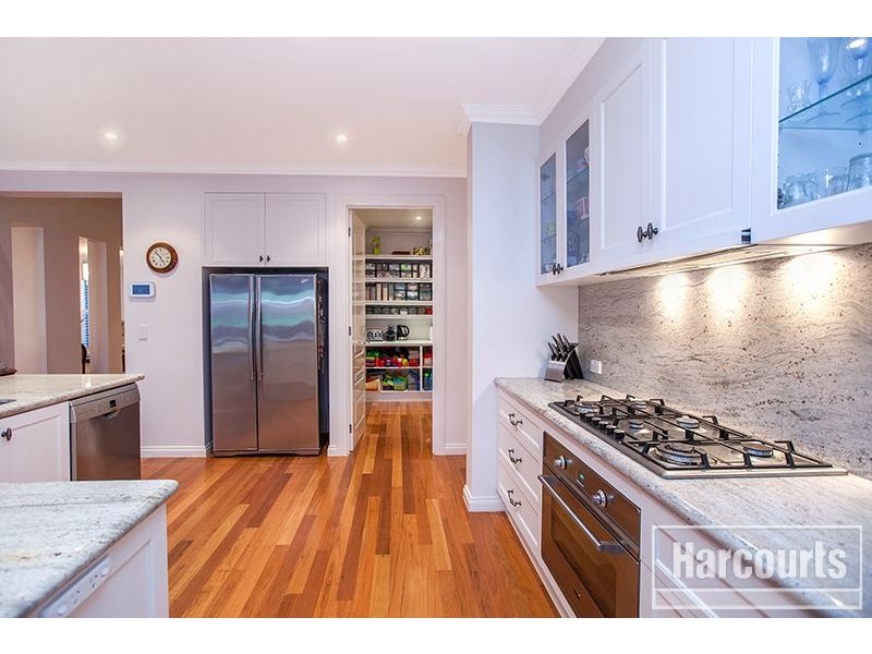 28 Overland Rise, Pakenham VIC 3810