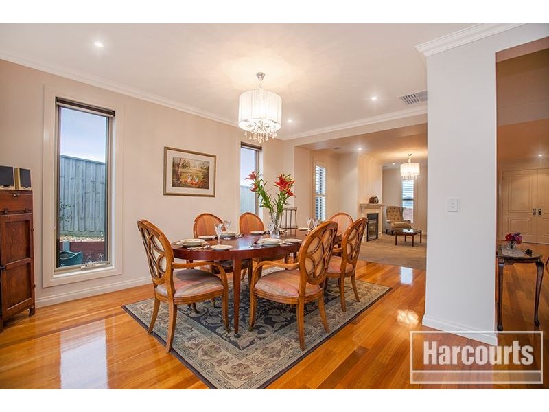 28 Overland Rise, Pakenham VIC 3810