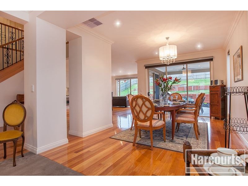 28 Overland Rise, Pakenham VIC 3810