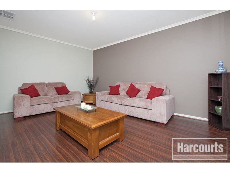 26 Hartland Circuit, Pakenham VIC 3810