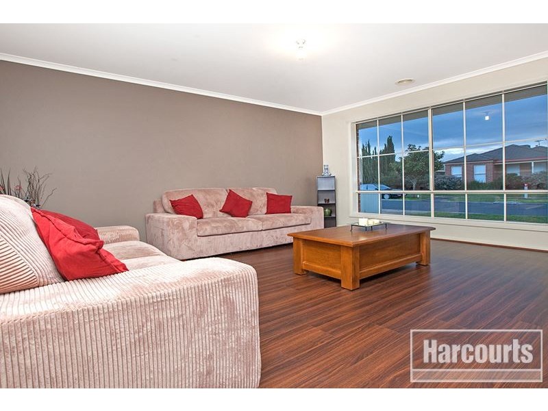 26 Hartland Circuit, Pakenham VIC 3810