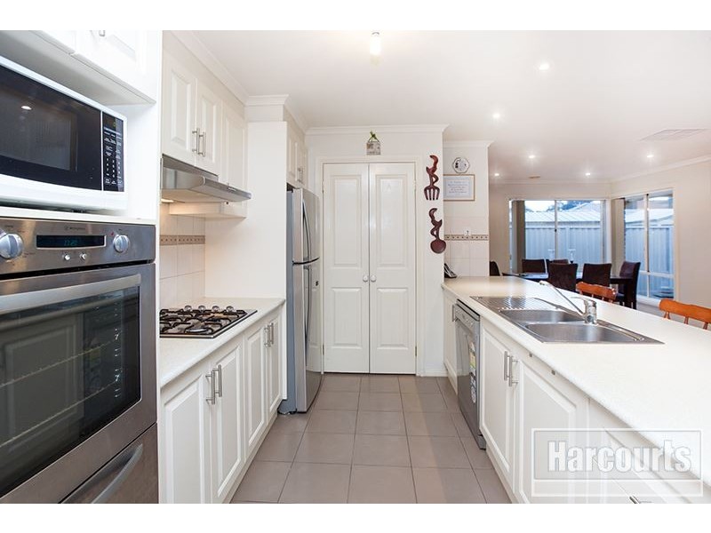 26 Hartland Circuit, Pakenham VIC 3810