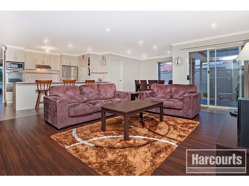 26 Hartland Circuit, Pakenham VIC 3810
