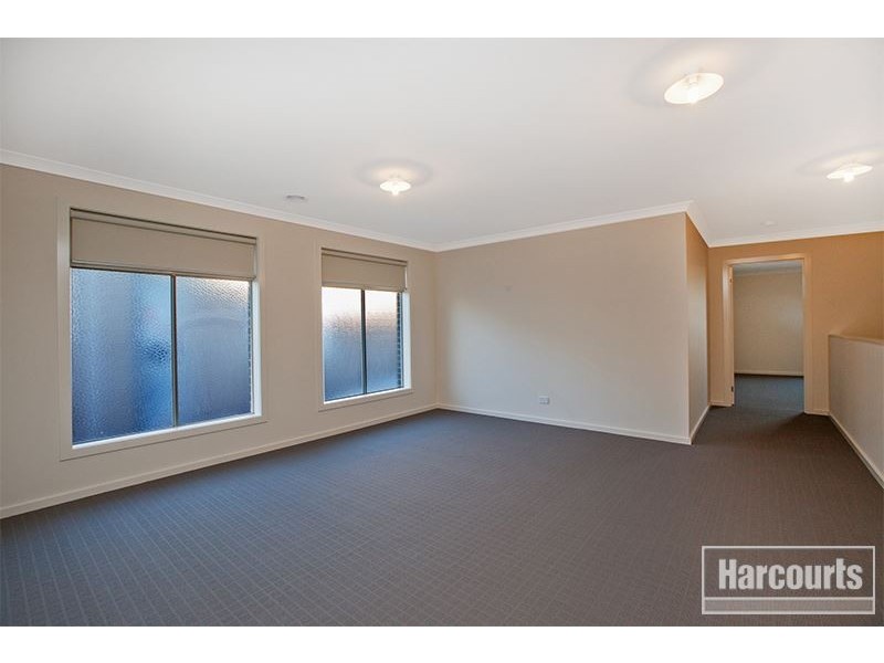 12 Everly Circuit, Pakenham VIC 3810