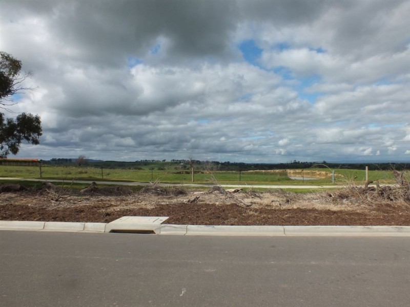 12 Abrehart Road, Pakenham VIC 3810