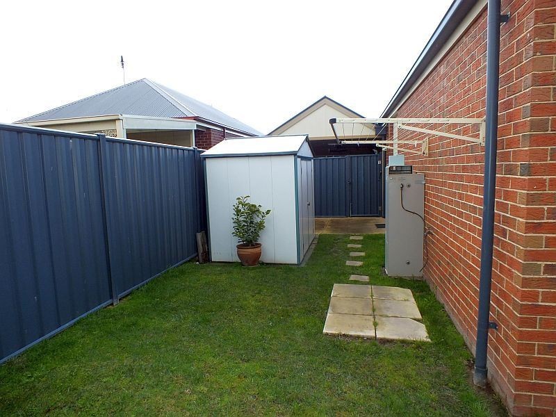 11 Cider Link, Pakenham VIC 3810
