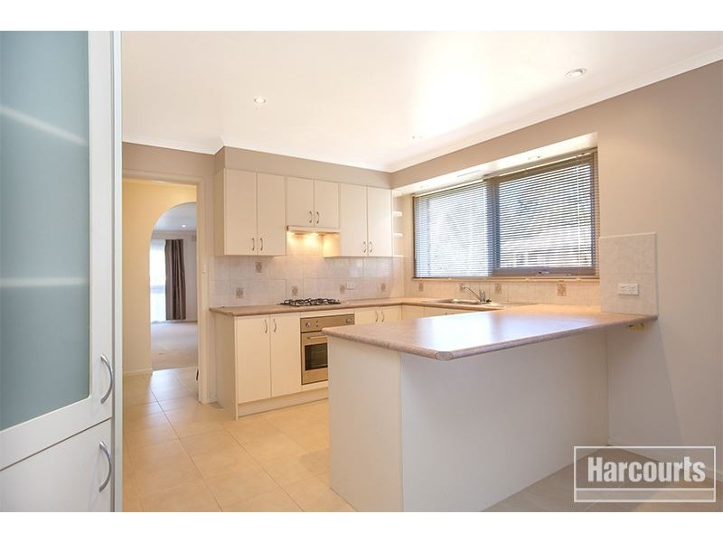 15 Thwaites Road, Pakenham VIC 3810