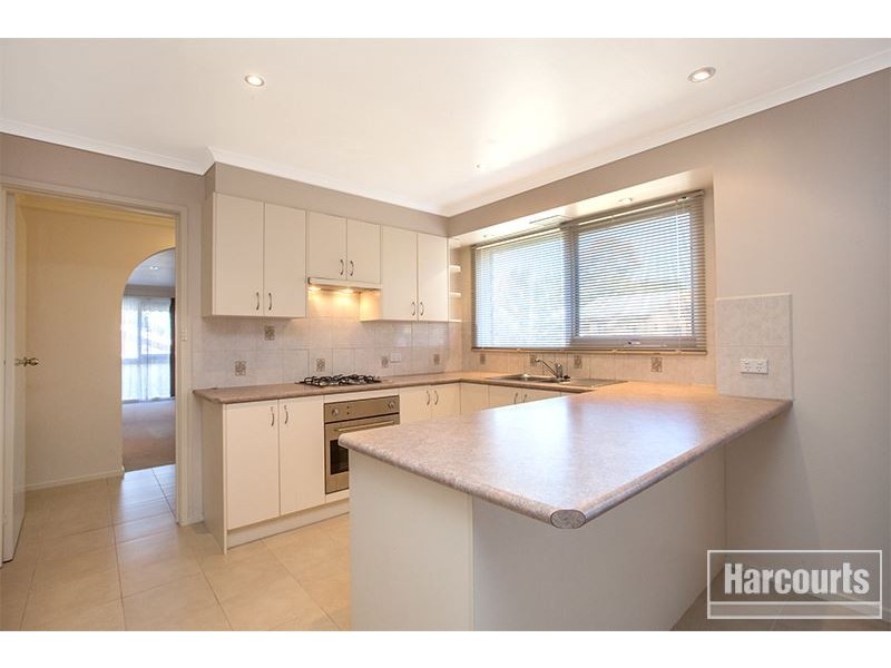 15 Thwaites Road, Pakenham VIC 3810