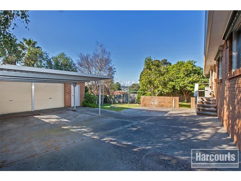 15 Thwaites Road, Pakenham VIC 3810
