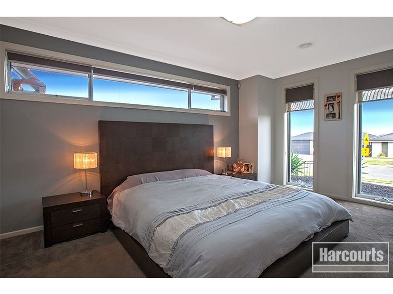 15 Windermere Boulevard, Pakenham VIC 3810