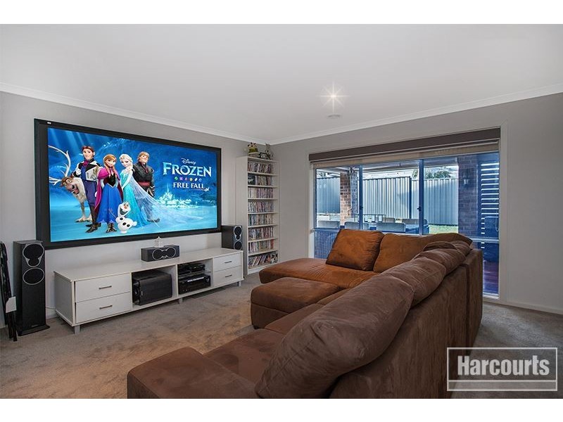 15 Windermere Boulevard, Pakenham VIC 3810