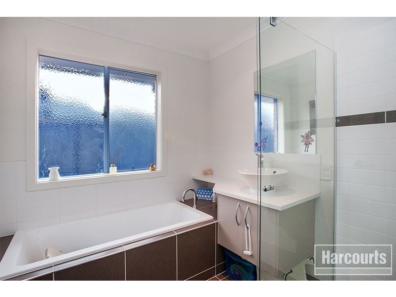 15 Windermere Boulevard, Pakenham VIC 3810